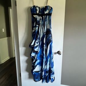 BCBG MaxAzaria Strapless Blue Prom Dress or Formal Gown | Size 6 | LIKE NEW!